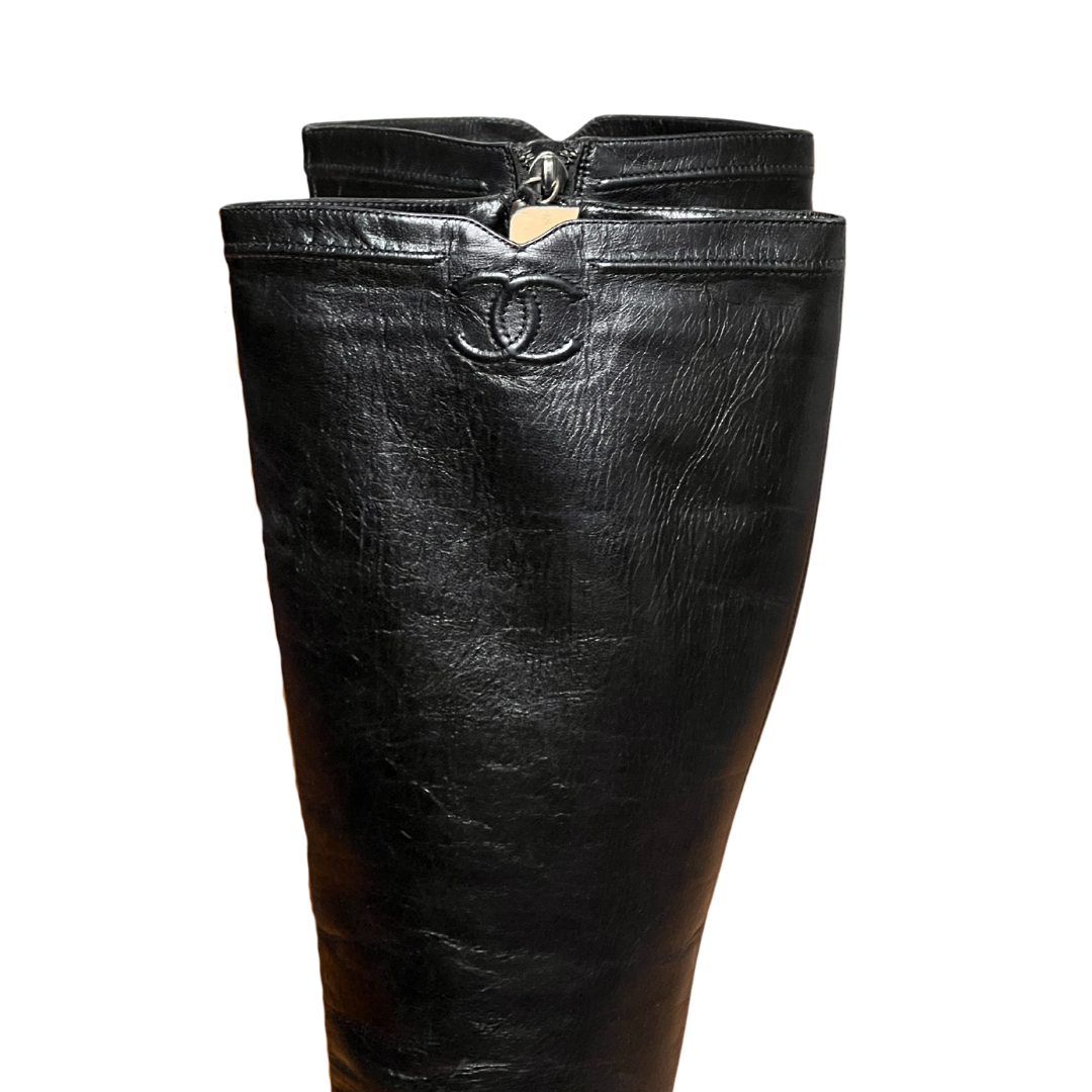 Classic Chanel Logo Boots (36.5)