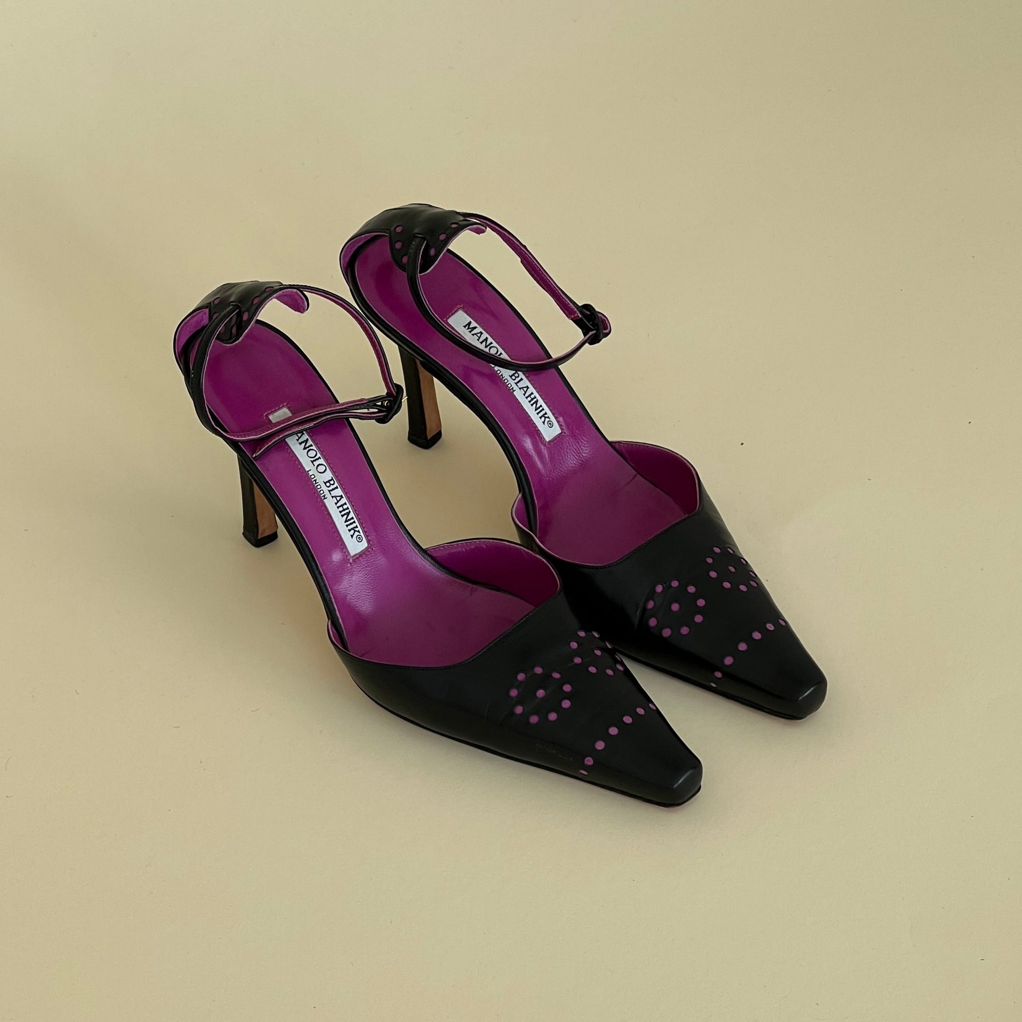 Manolo Blahnik Square Toe Heels (36.5)