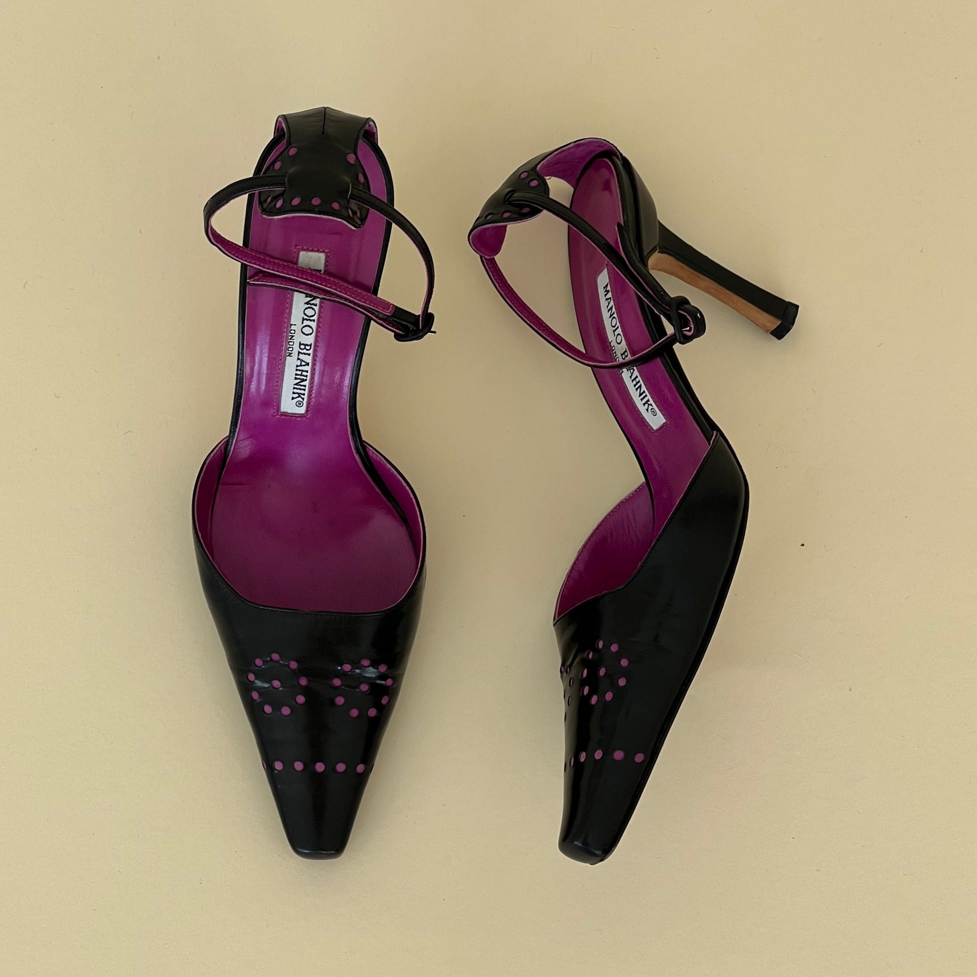 Manolo Blahnik Square Toe Heels (36.5)