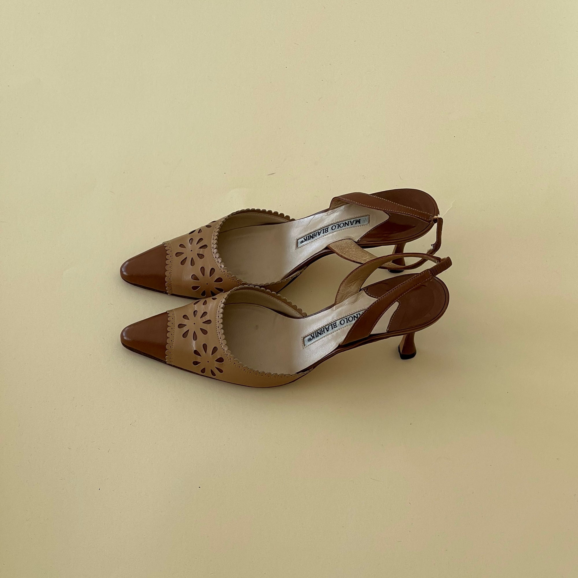 Rare Manolo Blahnik Slingback Heels (35.5)