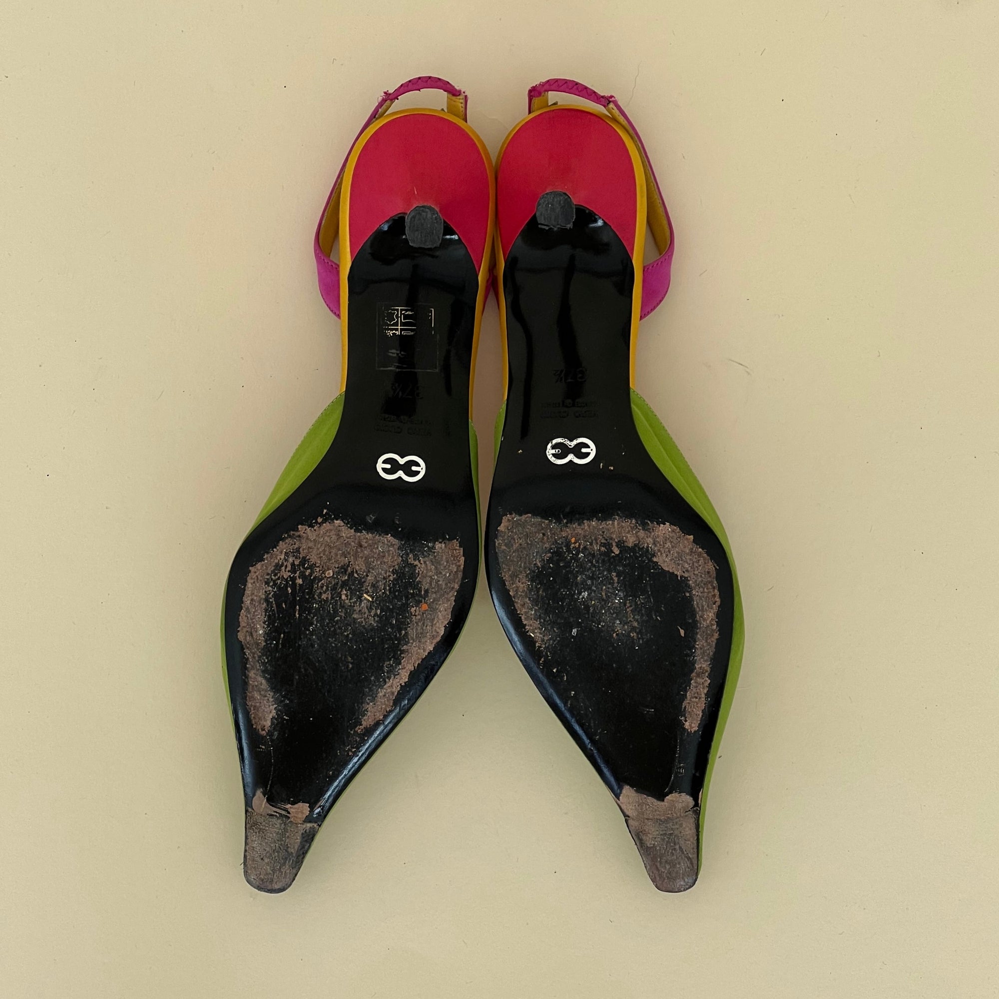 Ultra Rare Escada Strawberry Slingbacks (36.5)