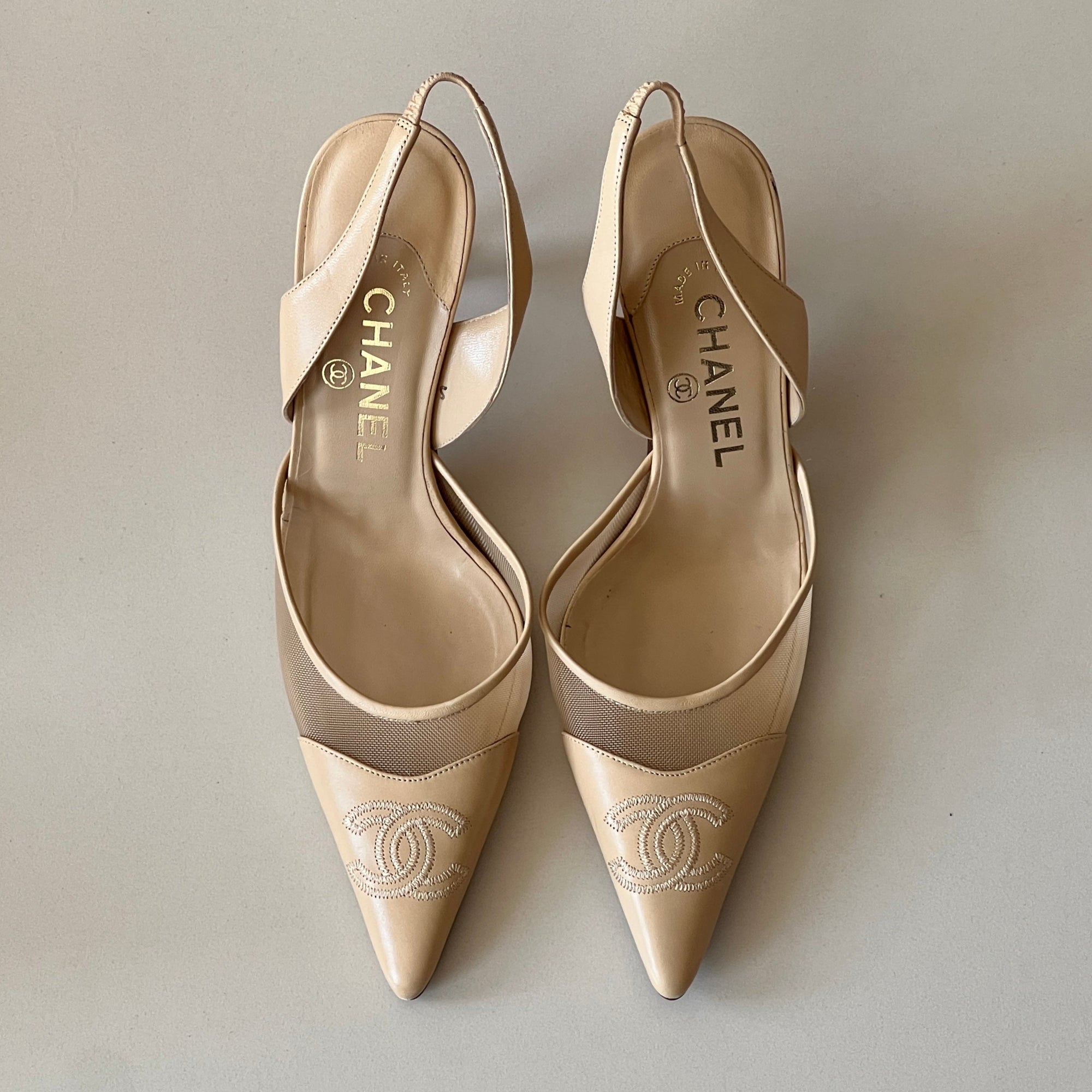 Ultra Rare Chanel Logo Mesh Heels Butter (36.5)