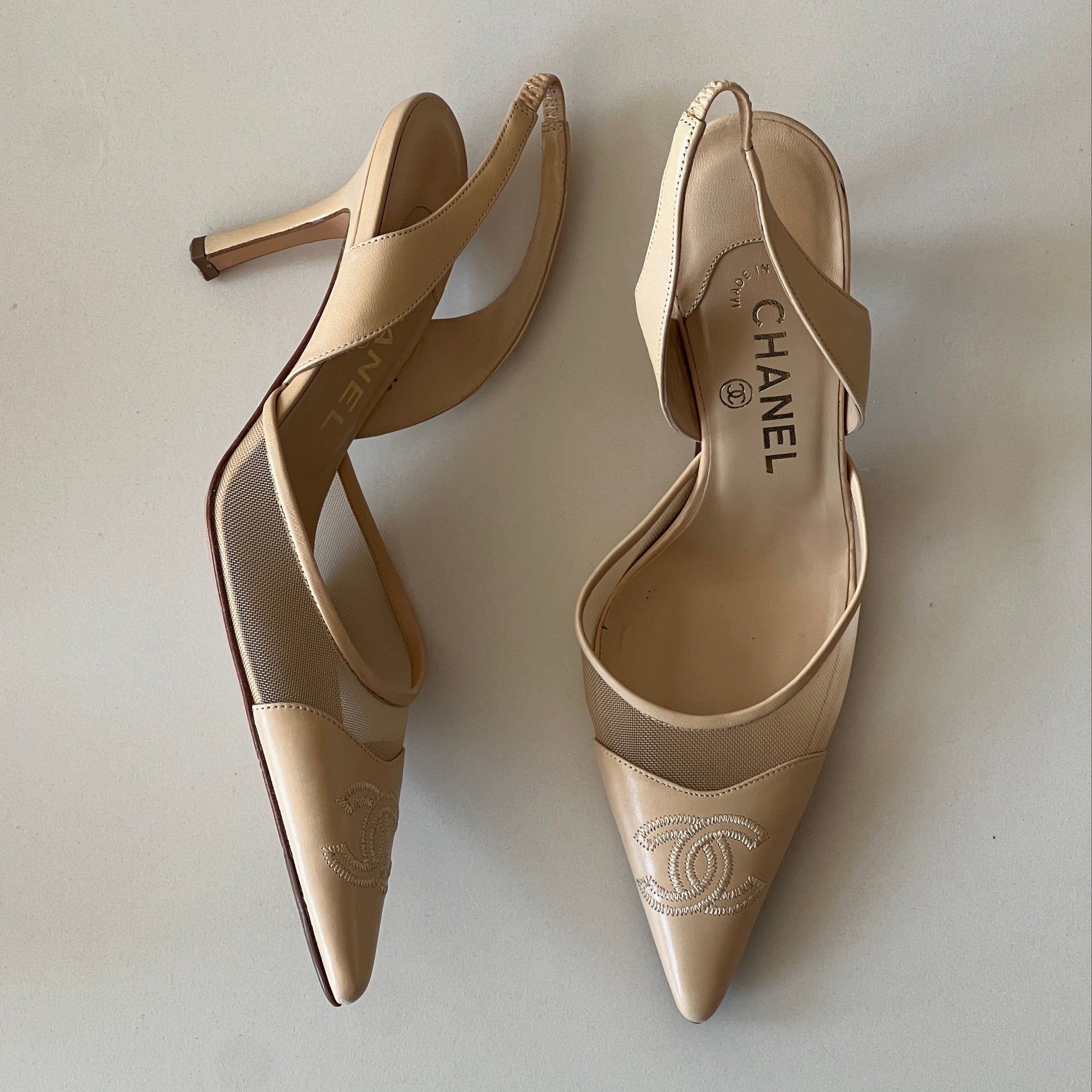 Ultra Rare Chanel Logo Mesh Heels Butter (36.5)
