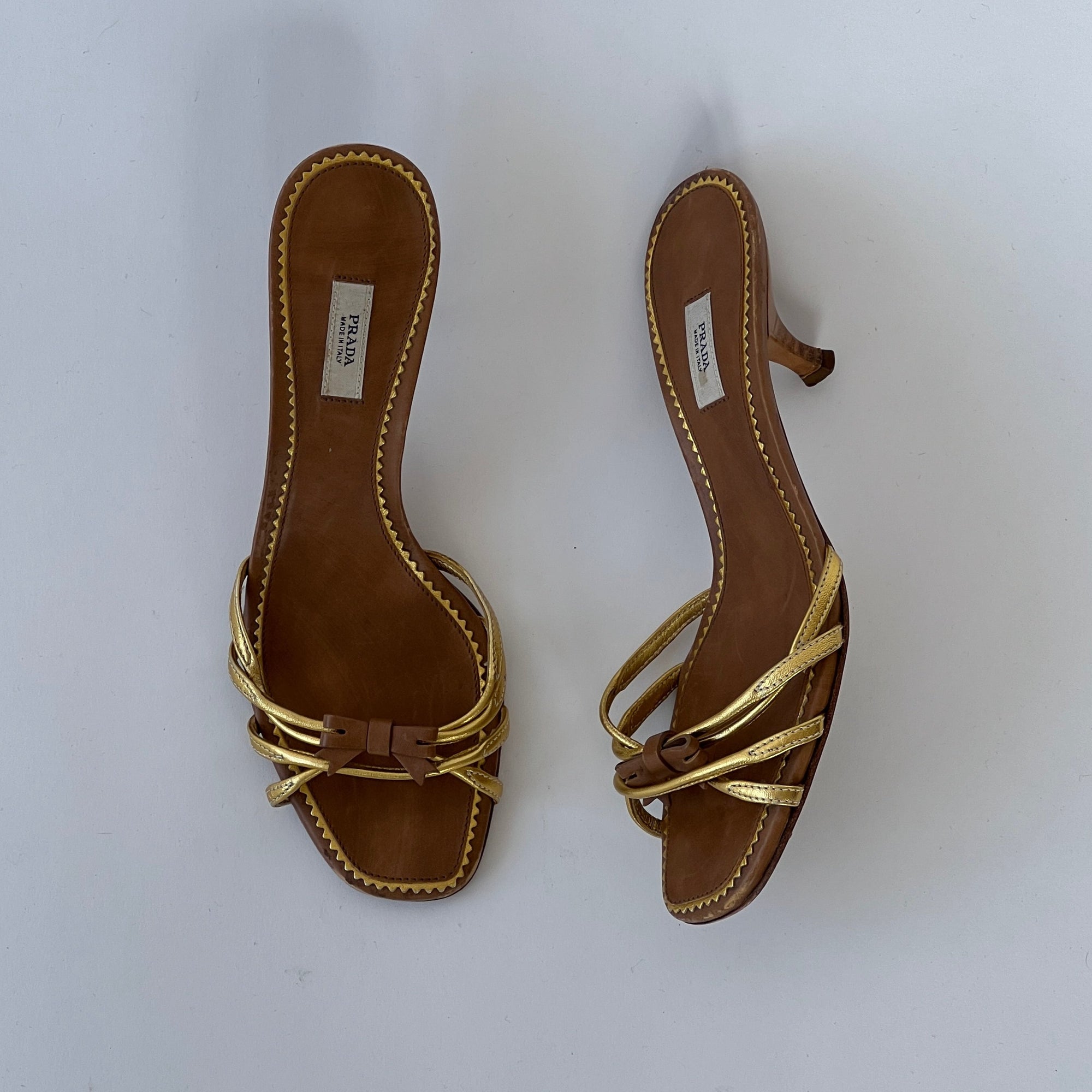 Vintage Prada Bow Kitten Heels (36)