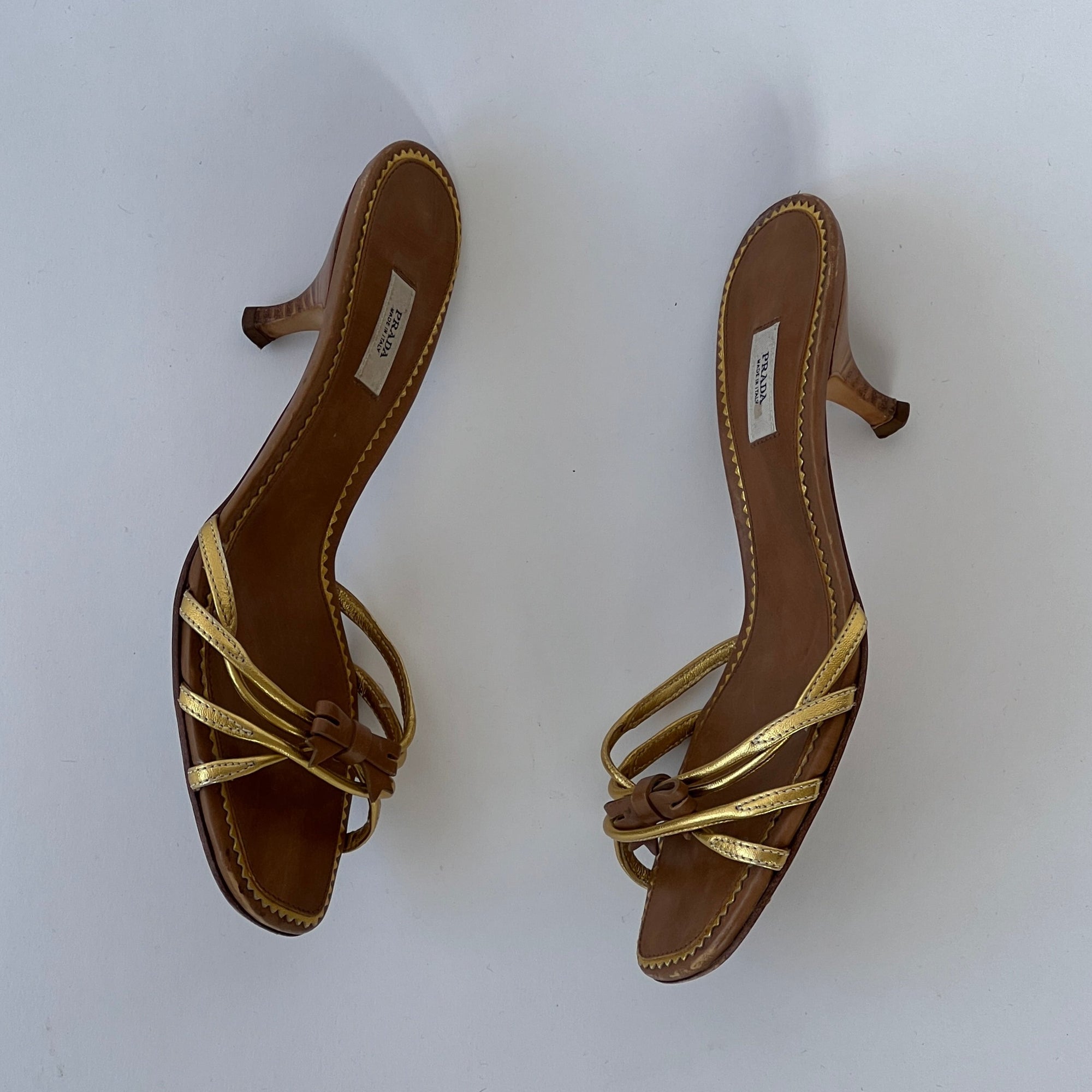 Vintage Prada Bow Kitten Heels (36)