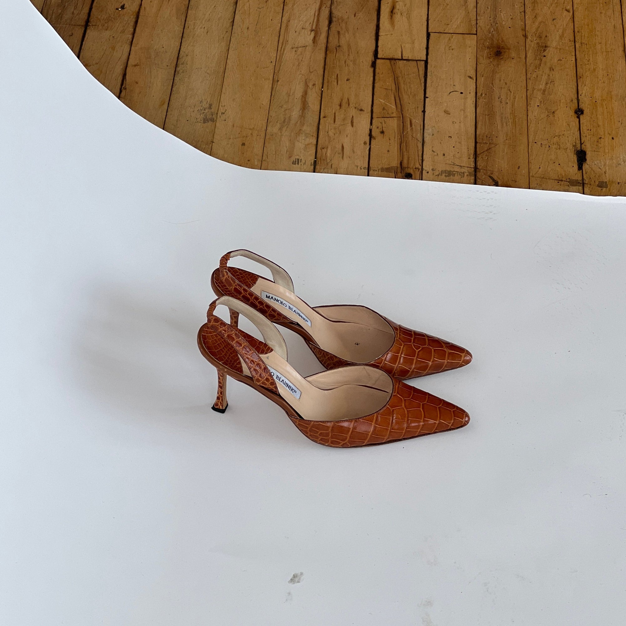 Croc Brown Manolo Blahnik Slingbacks (38.5)